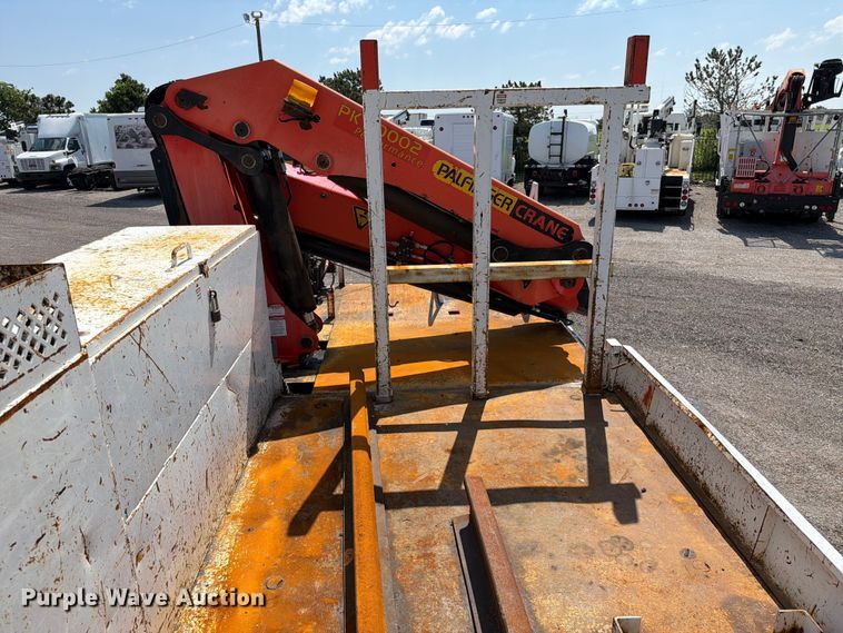 image for item EG9276 2009 International 7500 Crew Cab crane truck
