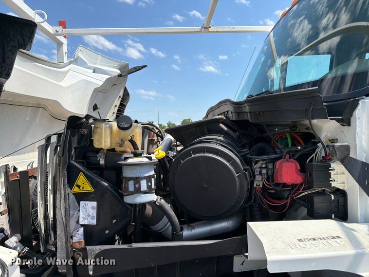 image for item EG9276 2009 International 7500 Crew Cab crane truck