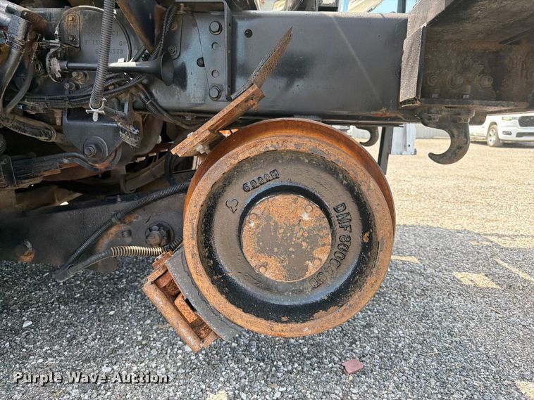image for item EG9276 2009 International 7500 Crew Cab crane truck