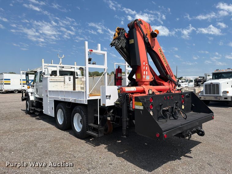 image for item EG9277 2009 International 7500 Crew Cab crane truck
