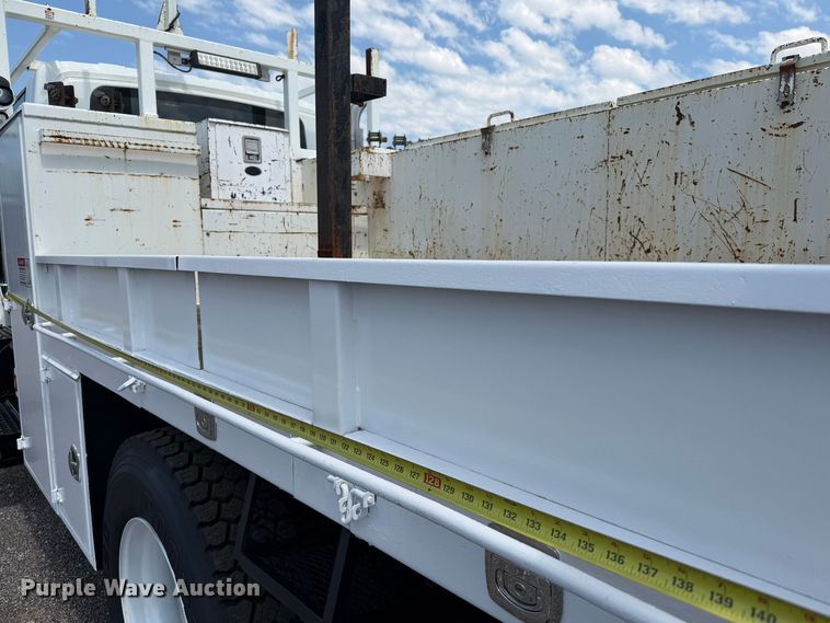 image for item EG9277 2009 International 7500 Crew Cab crane truck
