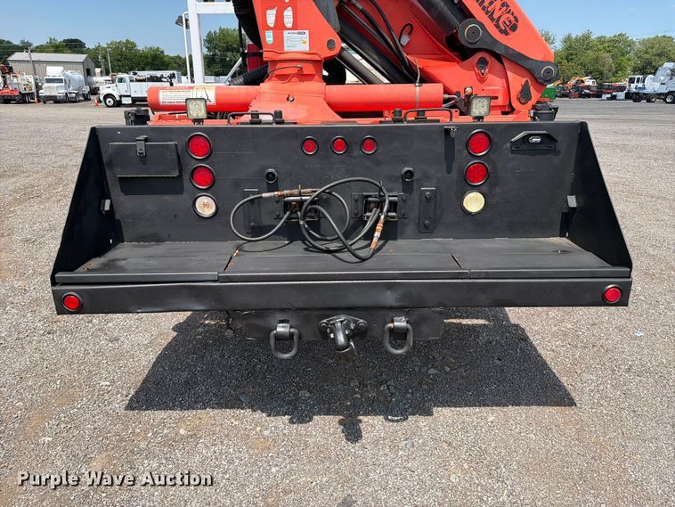 image for item EG9277 2009 International 7500 Crew Cab crane truck