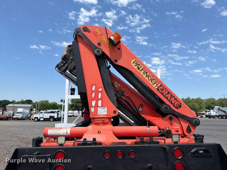 image for item EG9277 2009 International 7500 Crew Cab crane truck