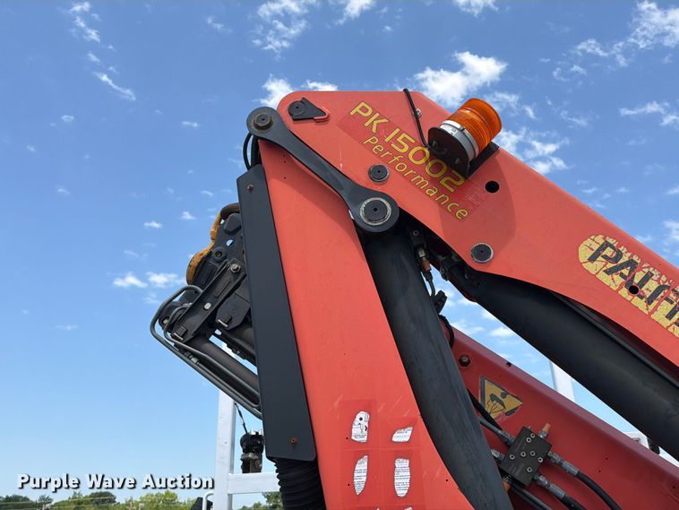 image for item EG9277 2009 International 7500 Crew Cab crane truck