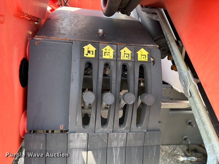 image for item EG9277 2009 International 7500 Crew Cab crane truck