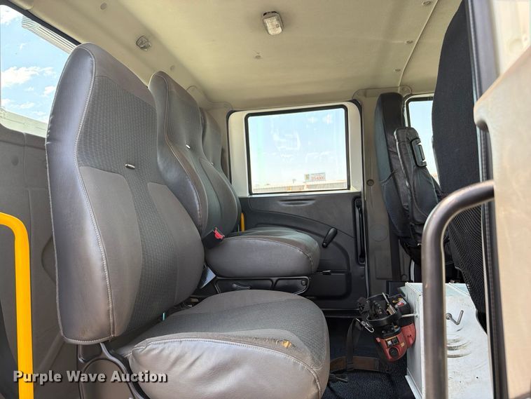 image for item EG9277 2009 International 7500 Crew Cab crane truck