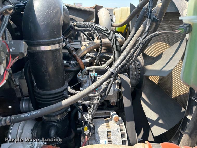 image for item EG9277 2009 International 7500 Crew Cab crane truck