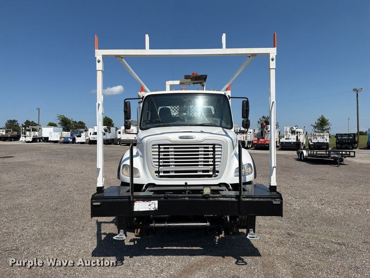 image for item EG9282 2013 Freightliner Business Class M2 crane truck