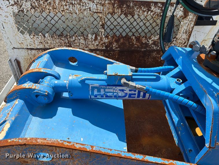 image for item EG9282 2013 Freightliner Business Class M2 crane truck