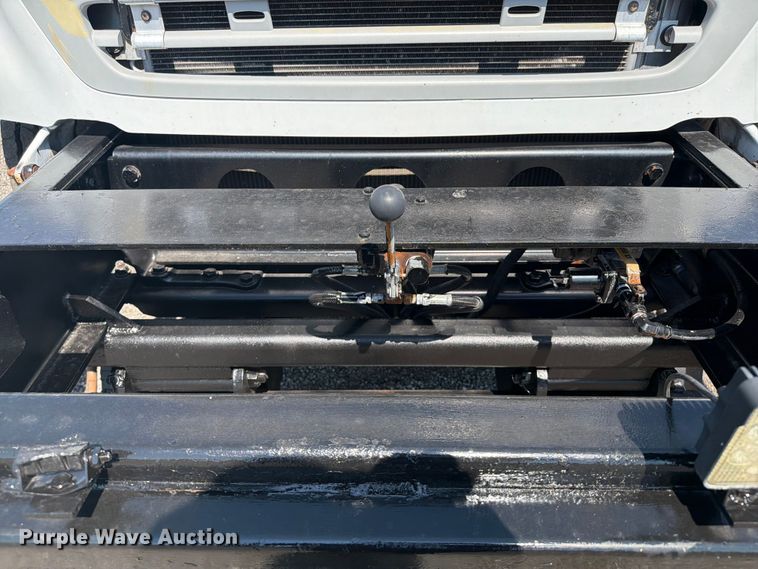 image for item EG9282 2013 Freightliner Business Class M2 crane truck