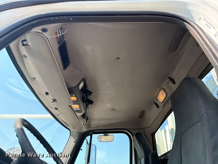 image for item EG9282 2013 Freightliner Business Class M2 crane truck