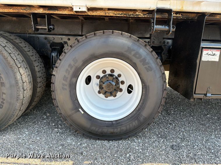 image for item EG9282 2013 Freightliner Business Class M2 crane truck