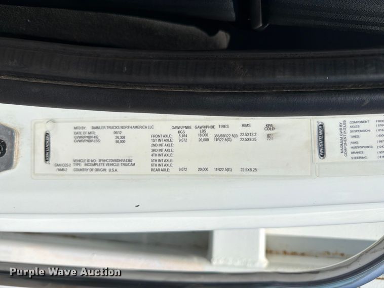 image for item EG9282 2013 Freightliner Business Class M2 crane truck