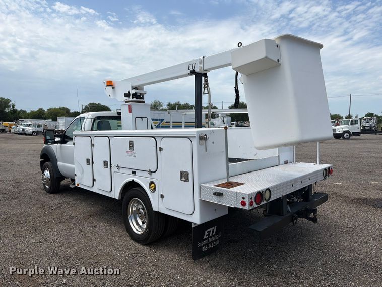 image for item EG9290 2015 Ford F450 Super Duty bucket truck