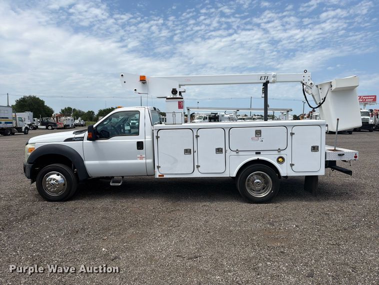 image for item EG9290 2015 Ford F450 Super Duty bucket truck