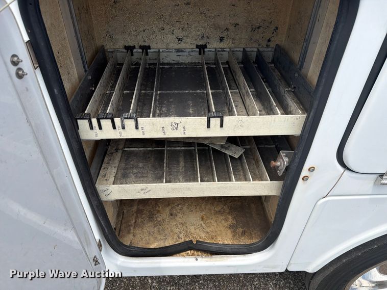 image for item EG9290 2015 Ford F450 Super Duty bucket truck