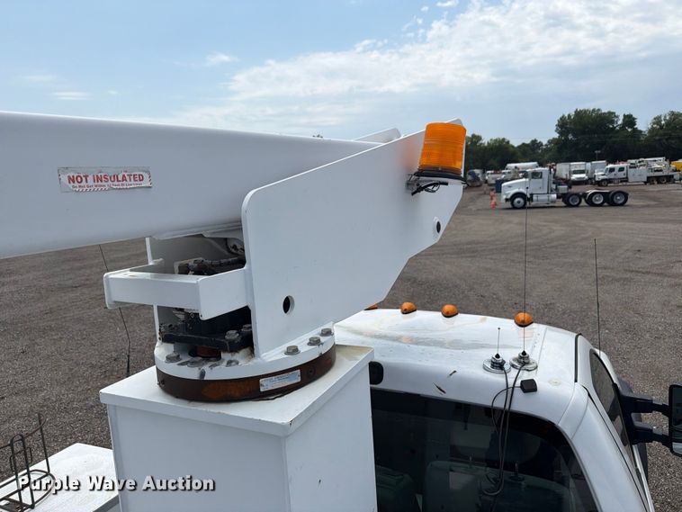 image for item EG9290 2015 Ford F450 Super Duty bucket truck