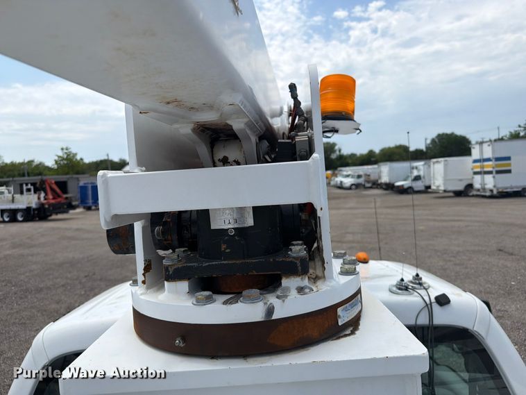 image for item EG9290 2015 Ford F450 Super Duty bucket truck