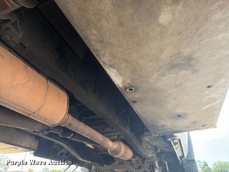 image for item EG9290 2015 Ford F450 Super Duty bucket truck