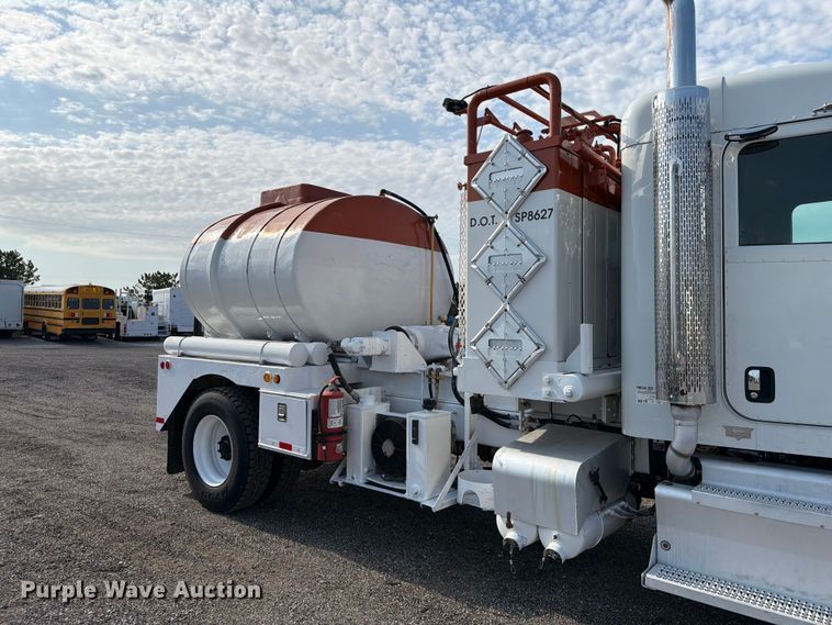 image for item EG9292 2013 Champion Technologies acidizer tank bed