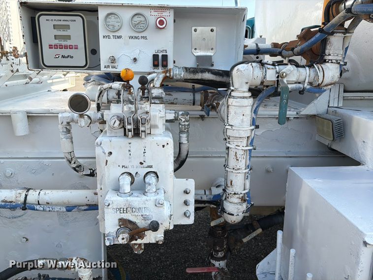 image for item EG9292 2013 Champion Technologies acidizer tank bed