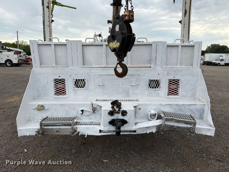image for item EG9294 2012 Freightliner 114SD crane truck