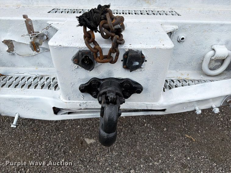 image for item EG9294 2012 Freightliner 114SD crane truck