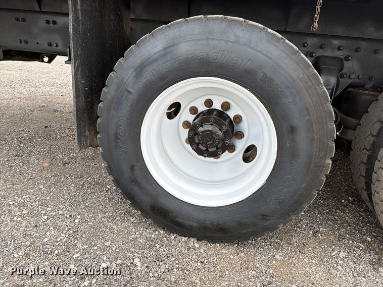 image for item EG9294 2012 Freightliner 114SD crane truck