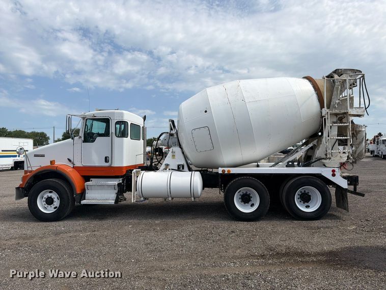 image for item EG9297 2007 Kenworth T800 ready mix truck