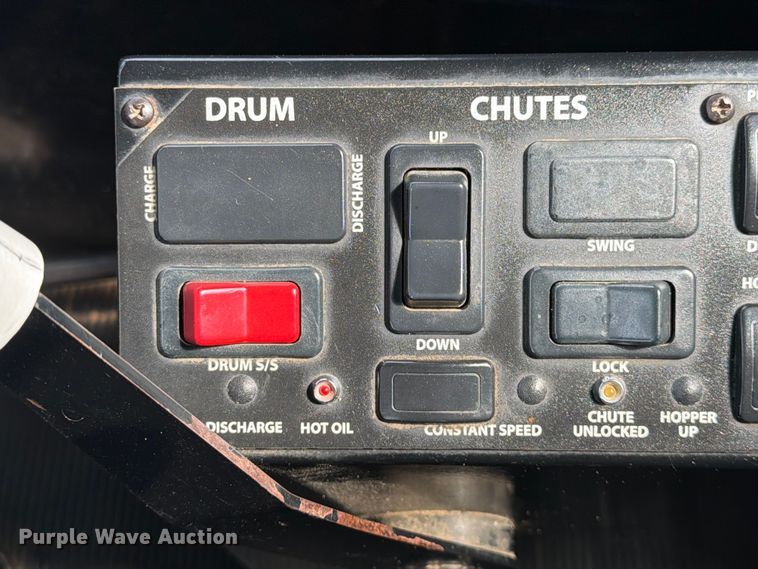 image for item EG9297 2007 Kenworth T800 ready mix truck