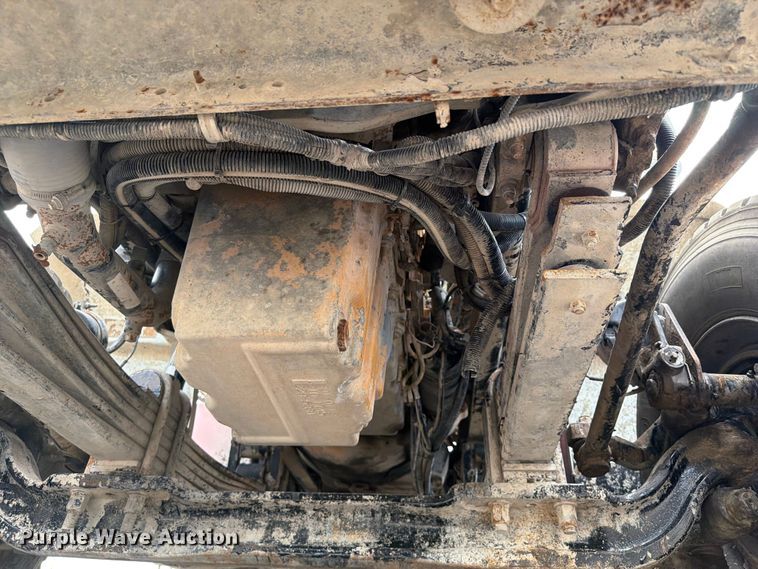 image for item EG9297 2007 Kenworth T800 ready mix truck