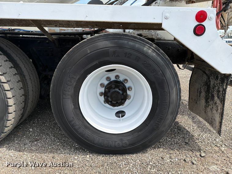 image for item EG9297 2007 Kenworth T800 ready mix truck