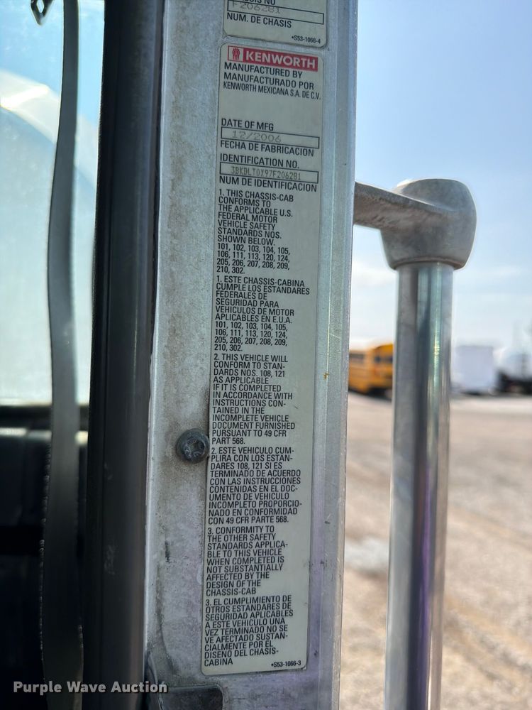 image for item EG9297 2007 Kenworth T800 ready mix truck