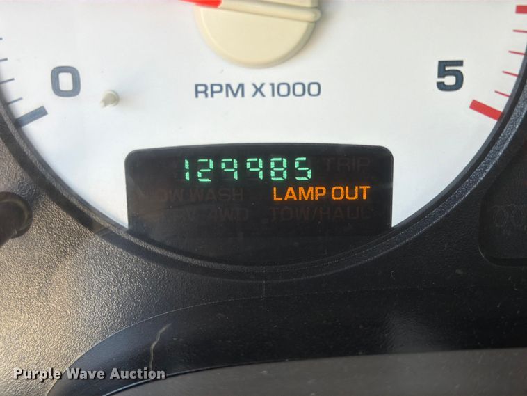 image for item EG9310 2005 Dodge Ram 3500 Crew Cab utility bed pickup truck