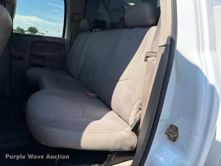 image for item EG9310 2005 Dodge Ram 3500 Crew Cab utility bed pickup truck