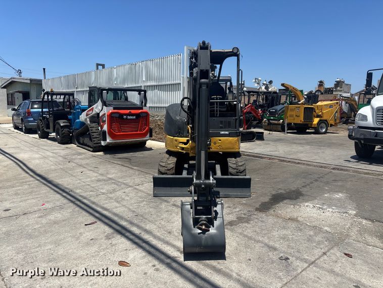 image for item EL2507 2014 John Deere 27D mini excavator