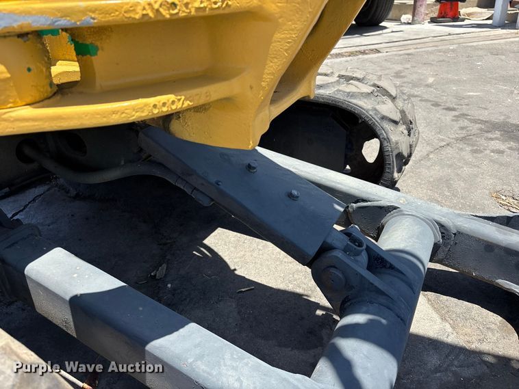 image for item EL2507 2014 John Deere 27D mini excavator