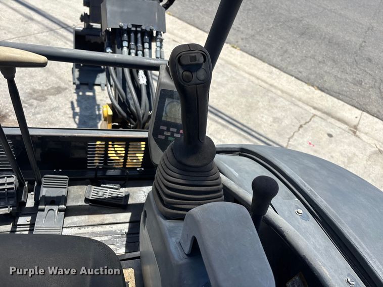 image for item EL2507 2014 John Deere 27D mini excavator
