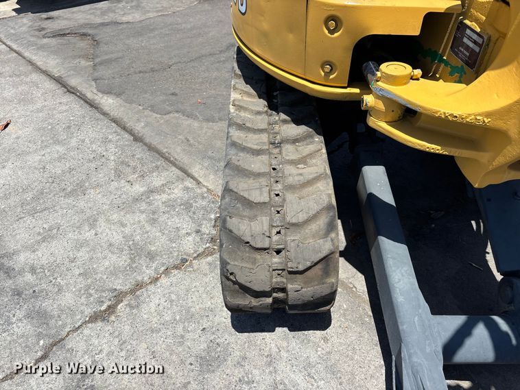 image for item EL2507 2014 John Deere 27D mini excavator