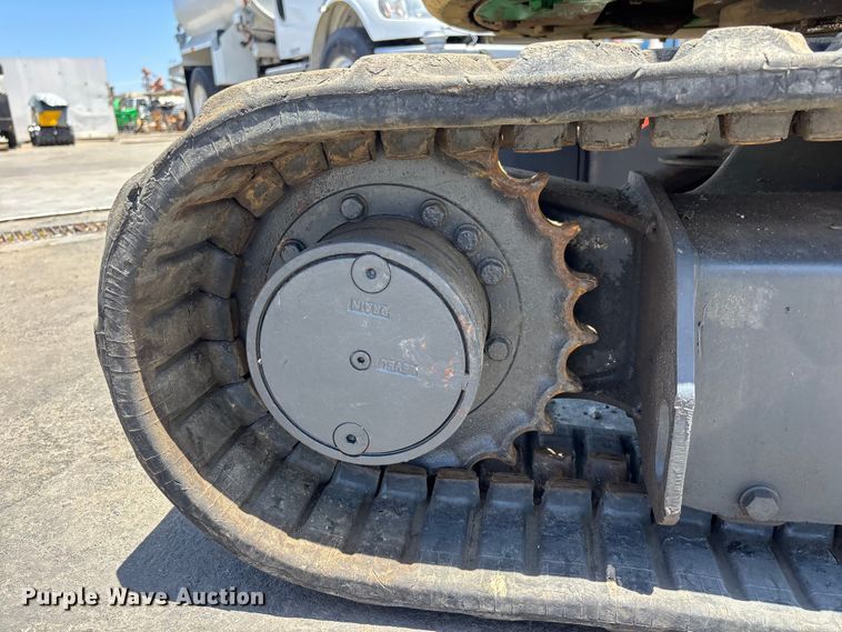 image for item EL2507 2014 John Deere 27D mini excavator