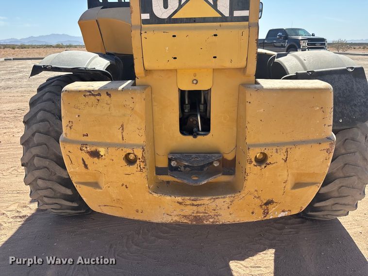 image for item EL2520 2005 Caterpillar TH460B telehandler