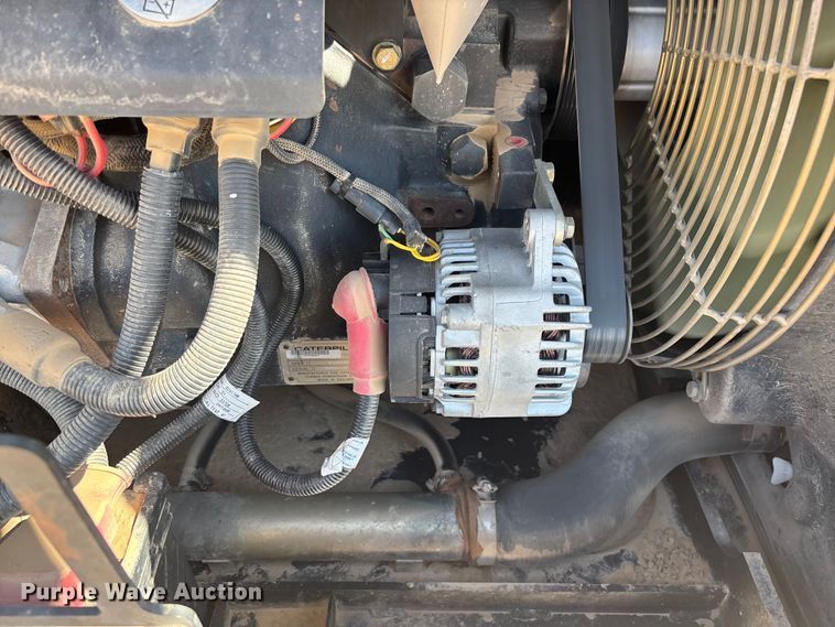 image for item EL2520 2005 Caterpillar TH460B telehandler