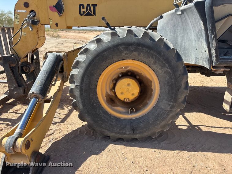 image for item EL2520 2005 Caterpillar TH460B telehandler