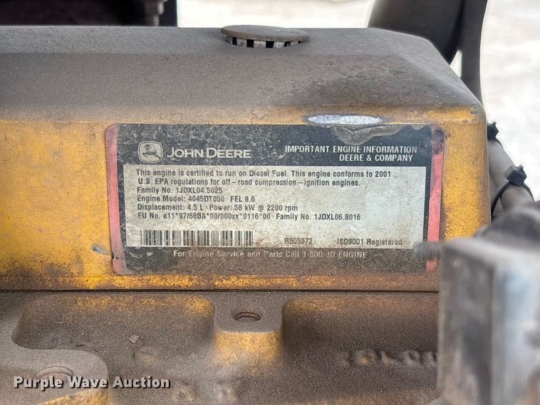 image for item EL2521 2001 John Deere 210LE landscape tractor