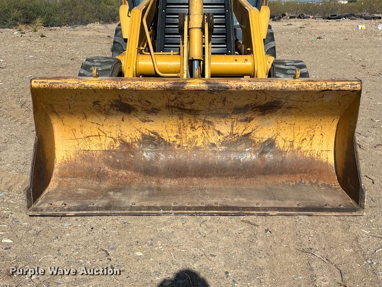 image for item EL2530 2005 Caterpillar 446D backhoe