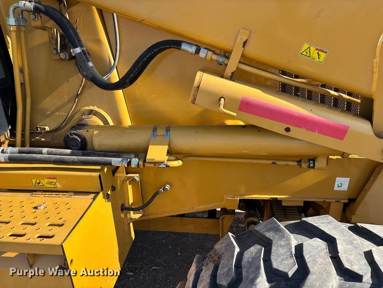 image for item EL2530 2005 Caterpillar 446D backhoe