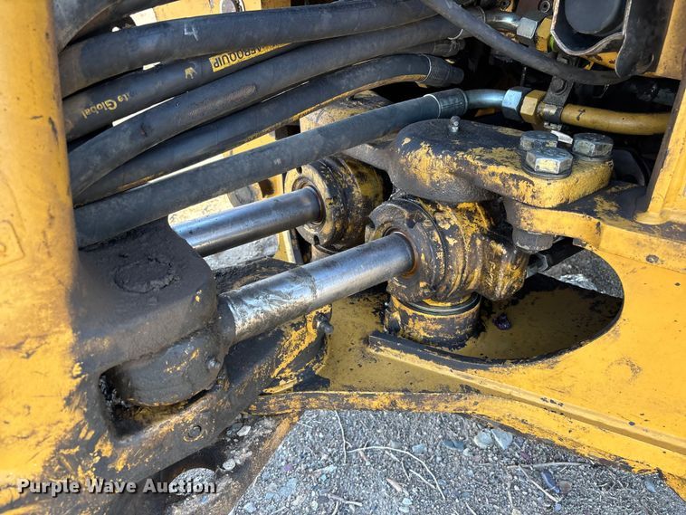 image for item EL2530 2005 Caterpillar 446D backhoe