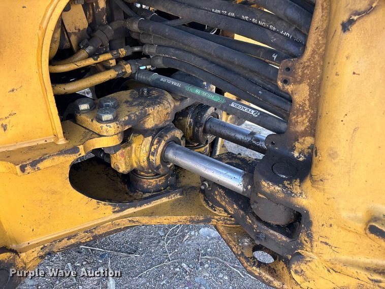image for item EL2530 2005 Caterpillar 446D backhoe