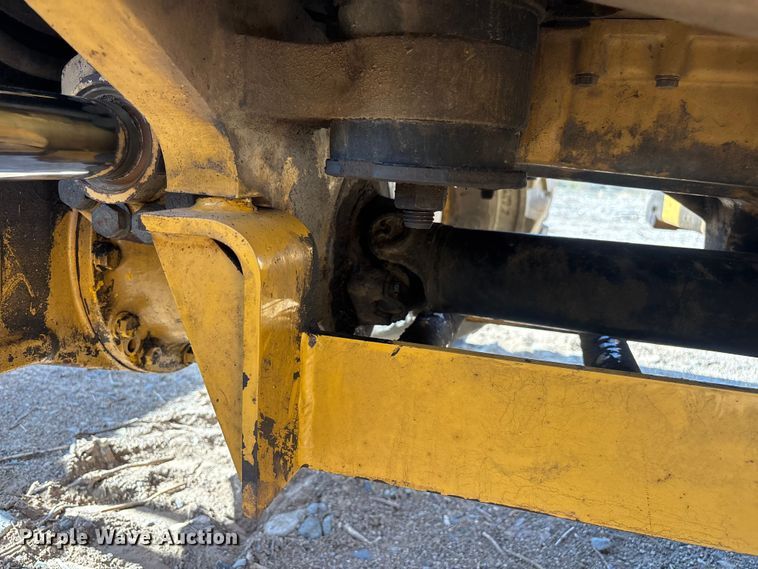 image for item EL2530 2005 Caterpillar 446D backhoe