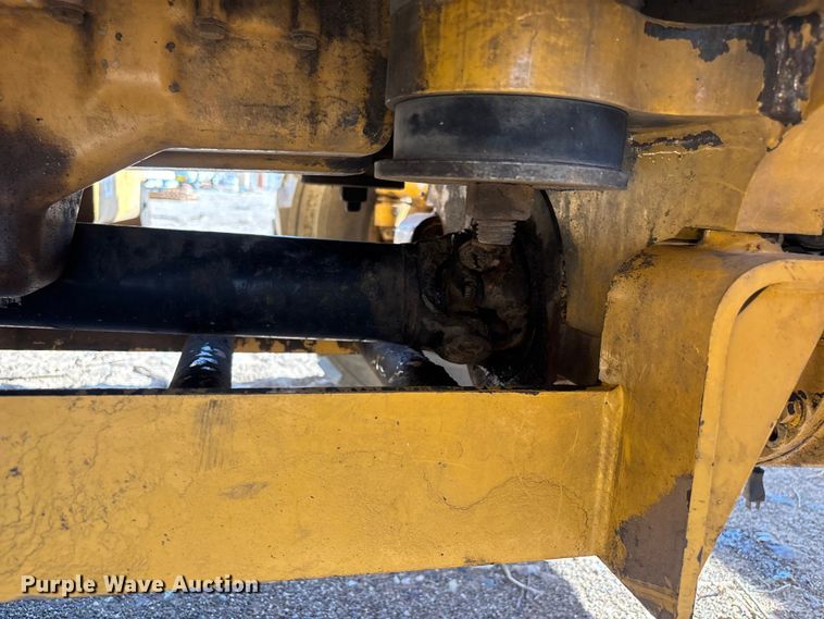 image for item EL2530 2005 Caterpillar 446D backhoe
